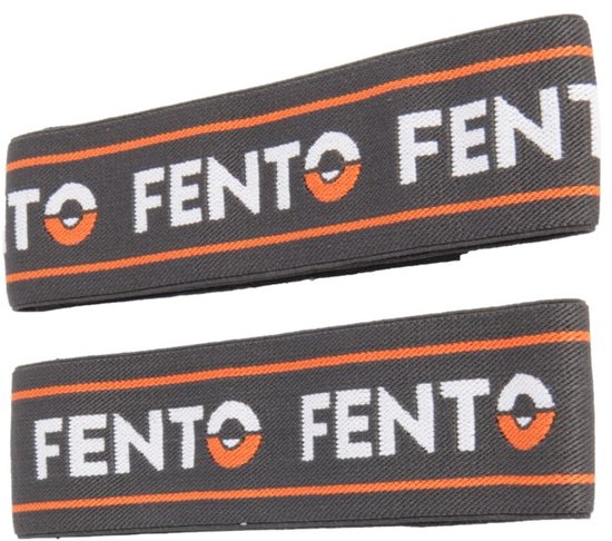 Twee FENTO elastieken op een donkergrijze ondergrond met oranje strepen en witte FENTO-letters.