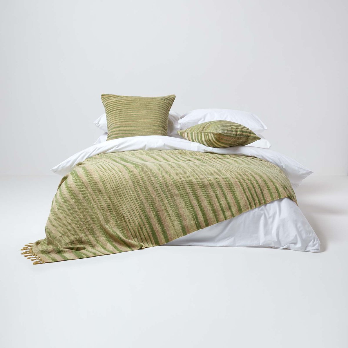 Plaid saliegroen met blokken | Voor op je bed & bank | 100% wol