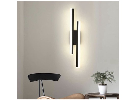Moderne zwarte wandlamp - Tyge