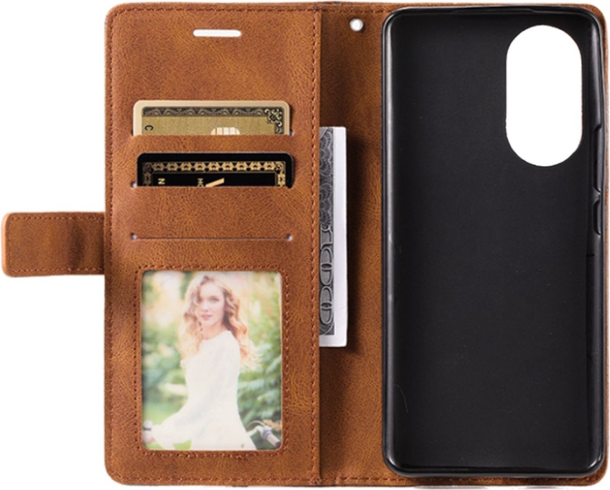 Mobigear Telefoonhoesje geschikt voor OPPO Reno 8T 4G Hoesje | Mobigear Rhombus Bookcase Portemonnee | Pasjeshouder voor 3 Pasjes | Telefoonhoesje voor Pinpas / OV Kaart / Rijbewijs - Bruin