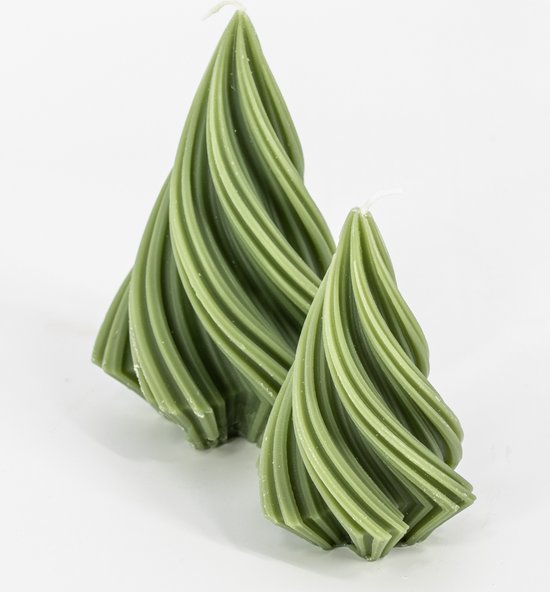 AccueilLié par KY | Bougie de soja twist pin vert | 7,5x7,5x11cm | bougie pin torsion