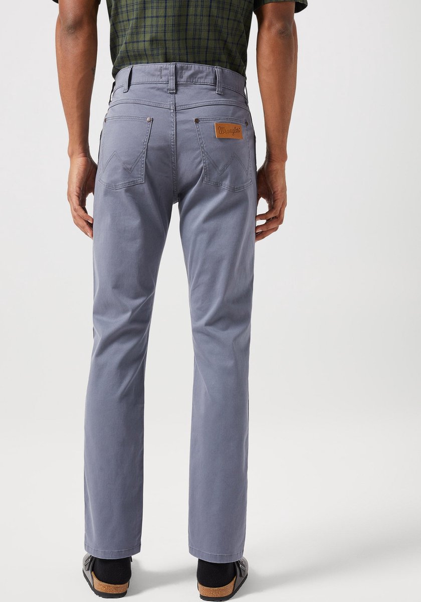 Wrangler Larston Heren Slim-fit Broek Turbulence Grijs