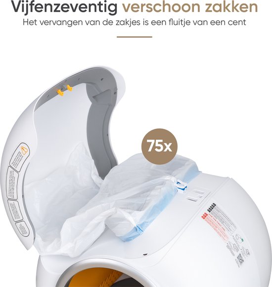 De klep van de Nuvona zelfreinigende kattenbak staat open en toont 75 opvangzakjes binnenin, klaar voor gebruik.