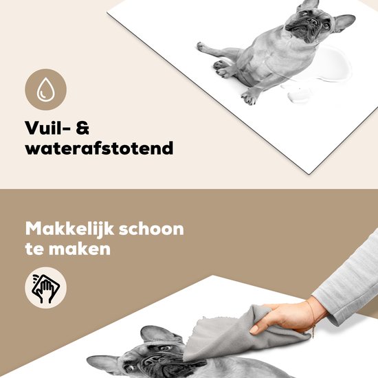KitchenYeah® Inductie beschermer 80x52 cm - Portret van een Franse buldog op een witte achtergrond - zwart wit - Kookplaataccessoires - Afdekplaat voor kookplaat - Inductiebeschermer - Inductiemat - Inductieplaat mat