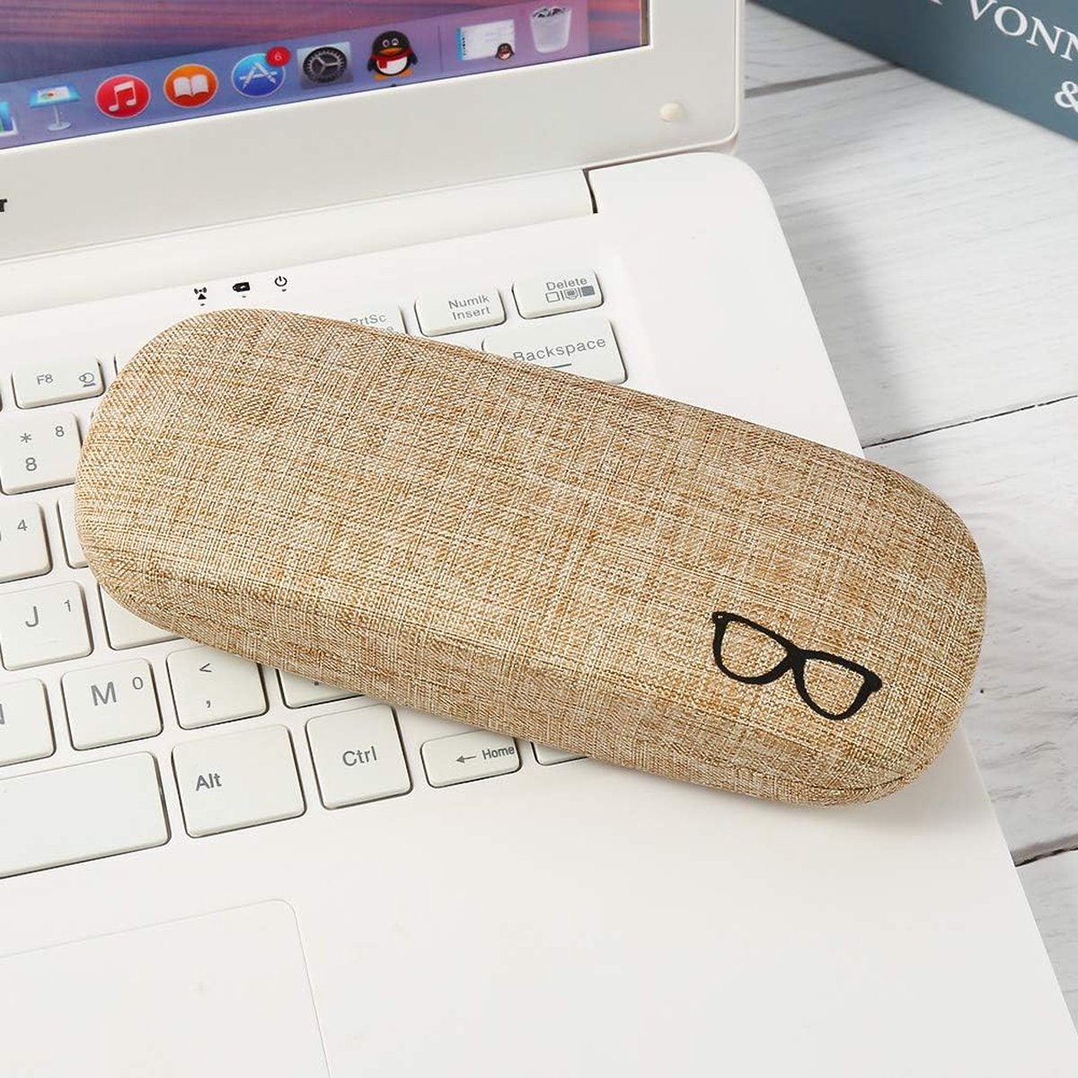 JANYUN Étui à Lunettes Rigide 4 Pièces, étui à Lunettes Portable, étui à Lunettes Pour Hommes Et Femmes, Rose, Bleu, Vert, Violet, 6.29 X 2.36 X 1.57 Inches