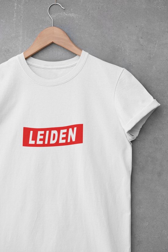 Shirt - Leiden - Wurban Wear | Grappig shirt | Leuk cadeau| Unisex tshirt | Lugdunum | Architectuur | Wit & Zwart