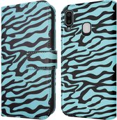 iMoshion Hoesje Geschikt voor Samsung Galaxy A20e Hoesje Met Pasjeshouder - iMoshion Design Bookcase smartphone - Meerkleurig / Black Blue Stripes