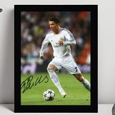 Cristiano Ronaldo Kunst - Gedrukte handtekening - 10 x 15 cm - In Klassiek Zwart Frame - CR7 - Voetbal - Manchester United - Juventus - Real Madrid - Sporting Lissabon - GOAT of Football