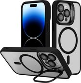 Cadorabo Hoesje geschikt voor Apple iPhone 15 PRO in Zwart geschikt voor MagSafe en standfunctie inclusief cameralensbescherming TPU-siliconenrand