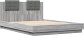 vidaXL - Bedframe - met - hoofdeinde - bewerkt - hout - grijs - sonoma - 140x200 - cm