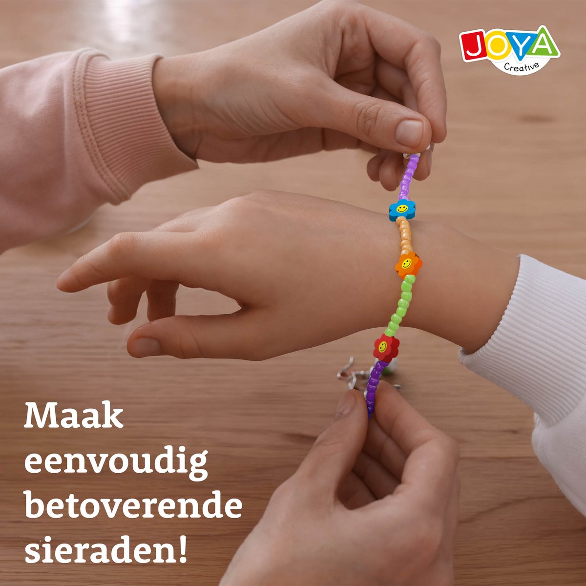 Kralen Set - Sieraden Maken Starterspakket - 16 Verschillende Kralen & Accessoires - Foam Bloemen & Bedels Inbegrepen - Ideaal voor Armbanden en Kettingen - Creatief Speelgoed voor Meisjes vanaf 6 jaar - Joya Creative — afbeelding 4