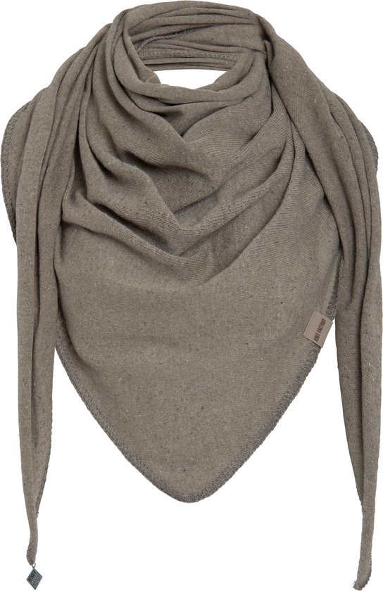 Knit Factory Iris Omslagdoek - Driehoek Sjaal Dames - Katoenen sjaal - Zomersjaal - Luchtig en zacht - Zomer stola - Taupe - 190x85 cm - Gemaakt van 92% gerecycled katoen