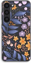 Case Company® - Hoesje geschikt voor Samsung Galaxy S23 hoesje - Flowers with blue leaves - Soft Cover Telefoonhoesje - Bescherming aan alle Kanten en Schermrand