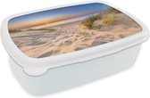 Broodtrommel Wit - Lunchbox - Brooddoos - Duin - Zonsondergang - Horizon - Strand - Gras - 18x12x6 cm - Volwassenen