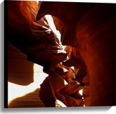 WallClassics - Canvas  - Gang in Ravijn van Antelope Canyon - 60x60 cm Foto op Canvas Schilderij (Wanddecoratie op Canvas)