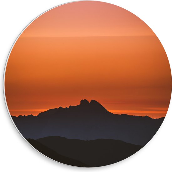 WallClassics - PVC Schuimplaat Muurcirkel - Silhouette van Bergen bij Zonsondergang - 30x30 cm Foto op Muurcirkel (met ophangsysteem)