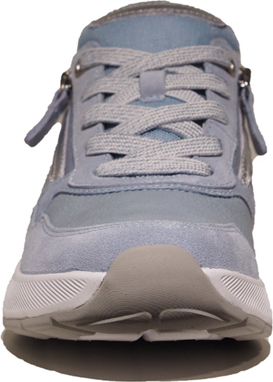 Voorkant van een lichtblauwe Gabor Rollingsoft dames sneaker met ritssluiting.