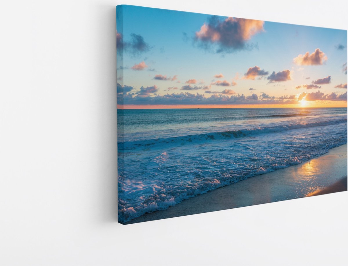 Saammp Canvas Schilderij - Rustige Zee - Strand - Duinen - 120x80 - Foto op canvas - Wanddecoratie - muurdecoratie Woonkamer - Slaapkamer decoratie - Canvas Print Multicolor