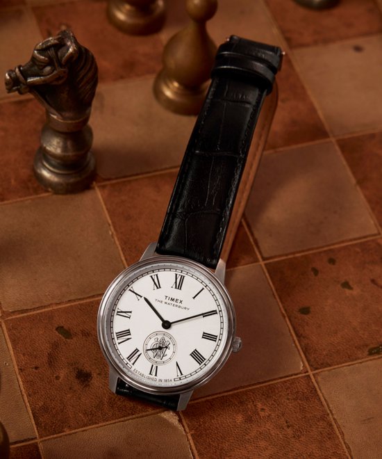 Montre analogique à Quartz Timex Waterbury Metropolitan Sub Second, Zwart : 100 % acier inoxydable | Bracelet : 100 % Cuir 39 TW2Y23100AJ