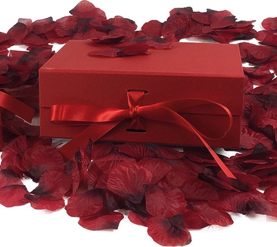 Cadeaudoos met Rozenblaadjes - 2 Stuks - Magneetdoos - Met Lint - 500 Rozenblaadjes met Geur - Decoratie - Voor Moederdag - Valentijn - Bruiloft - Liefde