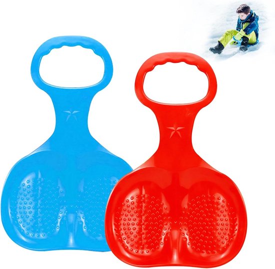 Het Jonge Meisje Spelen Op Een Sneeuwslee Stock Afbeelding - Image of