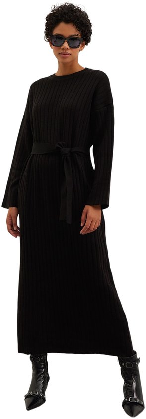 Trendyol Bruine Ribgebreide Jurk Met Riem Tctaw24Eb00008