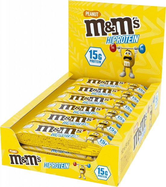 Displaydoos met 12 M&M's Hi Protein Peanut repen in gele verpakking.
