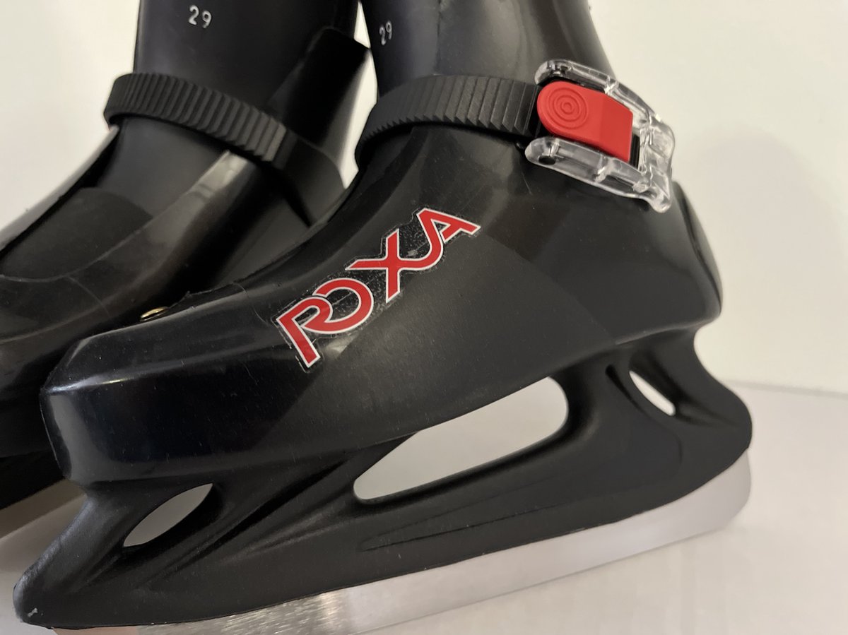 Roxa Mini schaats maat 29 zwart