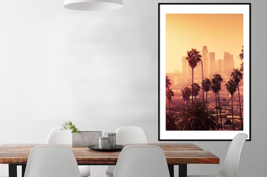 PosterMonkey - Poster - Foto met lijst - Palmboom - Los Angeles - Skyline - Zonsondergang - Kader - 80x120 cm - Posters - Poster met frame - Wanddecoratie