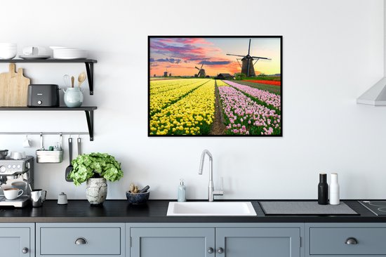 Fotolijst incl. Poster - Windmolen - Tulpen - Bloemen - Nederland - 80x60 cm - Posterlijst