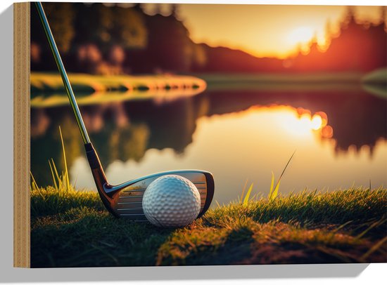 Hout - Golf - Golfbal - Golfclub - Zonsondergang - Gras - Water - 40x30 cm - 9 mm dik - Foto op Hout (Met Ophangsysteem)