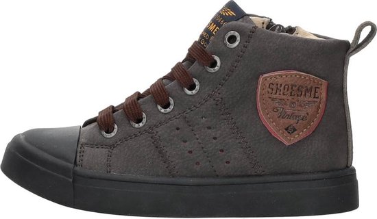 Donkerbruine leren hoge sneaker met veters, rits en een gedetailleerd logo-embleem.