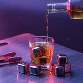Decopatent® Whiskey Stones Set van 8x RVS IJsblokjes + Tang - Whiskey Stenen - IJsblokjesvorm - Cocktail Ice Cube Koelstenen