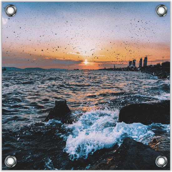 Tuinposter –Schuimende Zee tegen Rotsen-100x100  Foto op Tuinposter (wanddecoratie voor buiten en binnen)