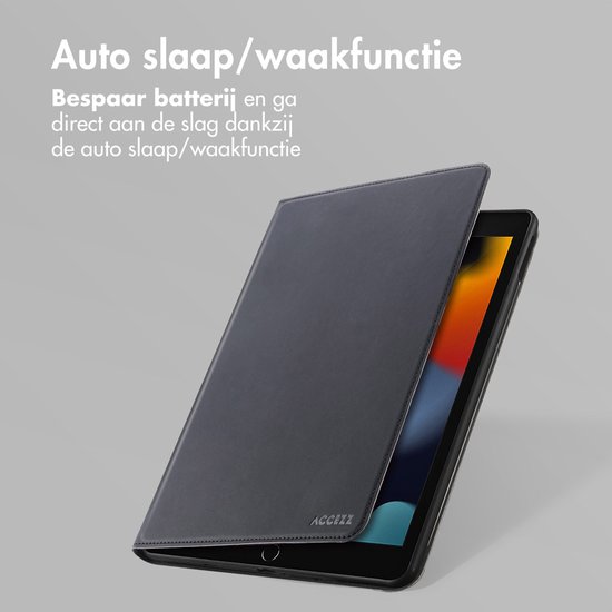 Housse de tablette gris foncé entrouverte, montrant l'écran de la tablette. Cuir synthétique.