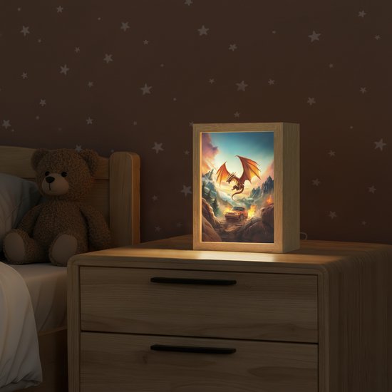 Nachtlampje 15x20 cm - Kinder lamp - Draak - Auto - Bergen - Vuur - Tafellamp kinderkamer - Slaapkamer lamp - Bedlamp kinderen - Kinderlampje stopcontact - Wandlamp babykamer - Nachtlampjes van DecoTime — afbeelding 2