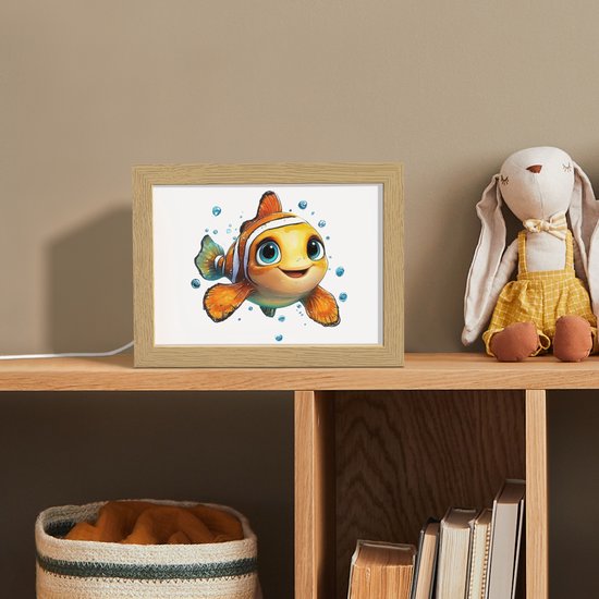 Nachtlampje 20x15 cm - Kinder lampje - Clownvis - Oranje - Vis - Water - Tafellamp kinderkamer - Slaapkamer lamp - Bedlamp kinderen - Kinderlampje stopcontact - Wandlamp babykamer - Nachtlampjes van Merkloos — afbeelding 3