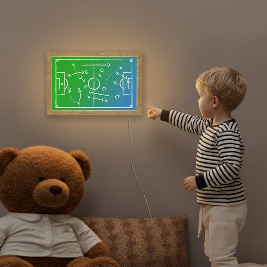 Nachtlampje 30x20 cm - Kinder lampje - Voetbal - Tactiek - Spel - Groen - Blauw - Tafellamp kinderkamer - Slaapkamer lamp - Bedlamp kinderen - Kinderlampje stopcontact - Wandlamp babykamer - Nachtlampjes van Merkloos — afbeelding 5