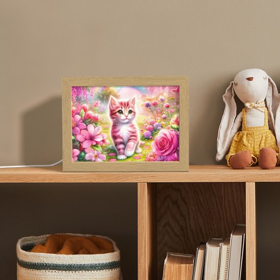 Nachtlampje 20x15 cm - Kinder lampje - Kitten - Roze - Kat - Regenboog - Bloemen - Tafellamp kinderkamer - Slaapkamer lamp - Bedlamp kinderen - Kinderlampje stopcontact - Wandlamp babykamer - Nachtlampjes van OnlyWow — afbeelding 3