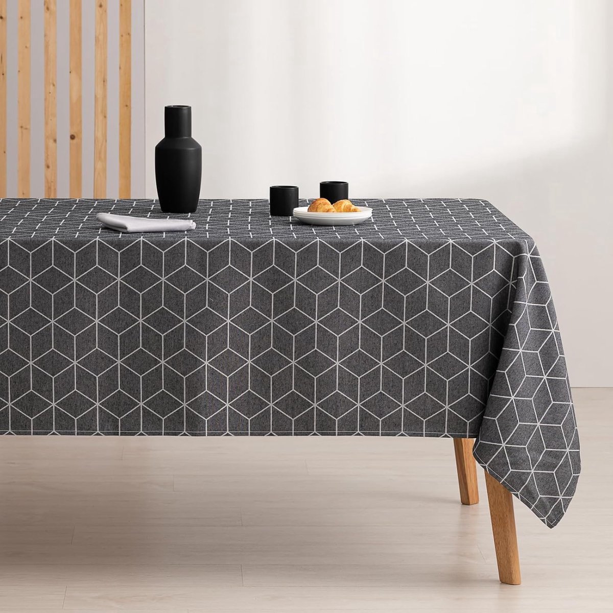 Stunq® Premium Stretch Tablecloth – Geometric Charcoal Grey – 140 x 100 cm