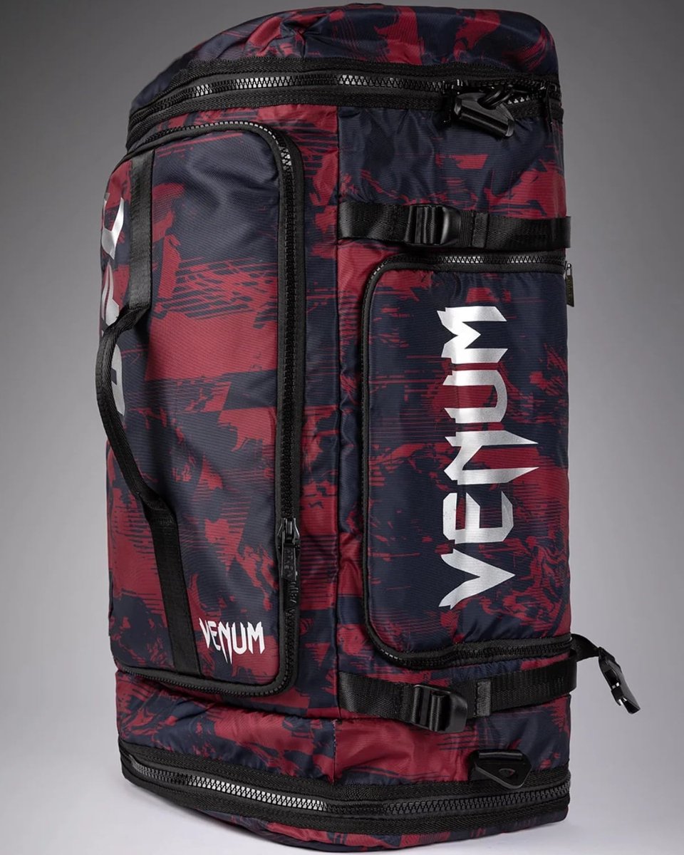 UFC Zenith x Venum Authentic Fight Week Sporttas Rugzak Bordeauxrood