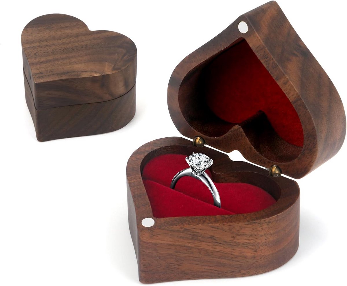 Hartvormige Ringendoos van Walnoothout voor Trouw- en Verlovingsringen