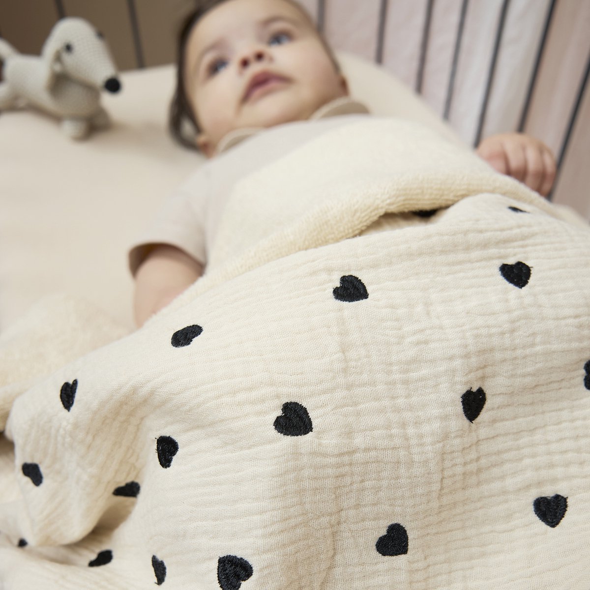 Meyco Baby Sweet Heart Ledikant Deken - Pre-washed Hydrofiel - Soft Sand - 100x150cm - 1.5 TOG – foto 6