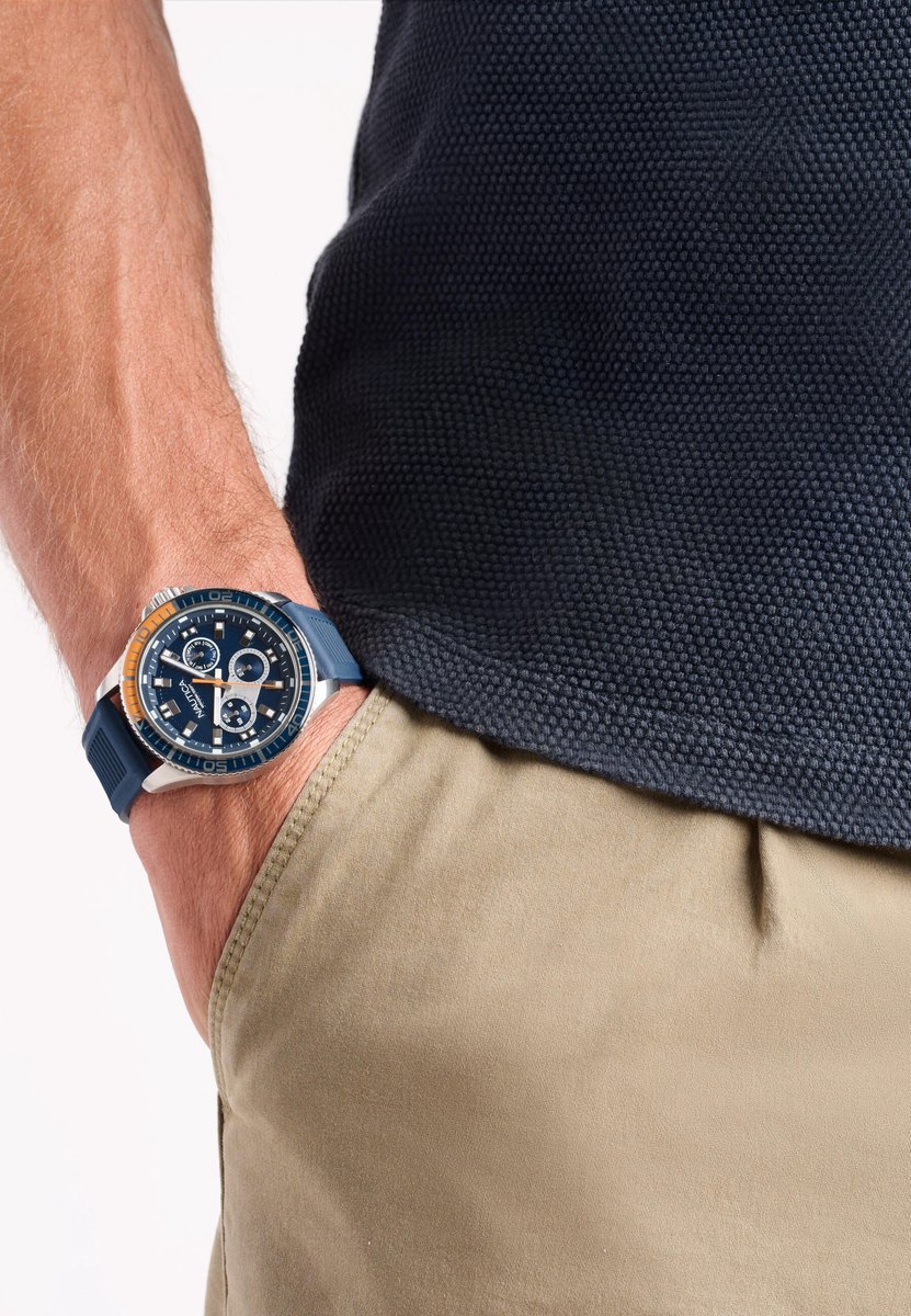 Nautica Nct Windrose Quartz Chronograaf Horloge Blauw Kast: 100% Roestvrij Staal. Armband: 100% Siliconen 46.5 NAPWRS501, NAPWRS503, NAPWRS504