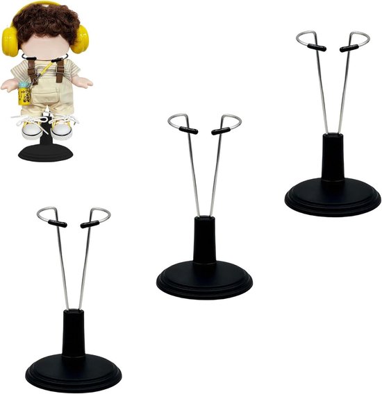 Een gehaakte kabouter peg doll