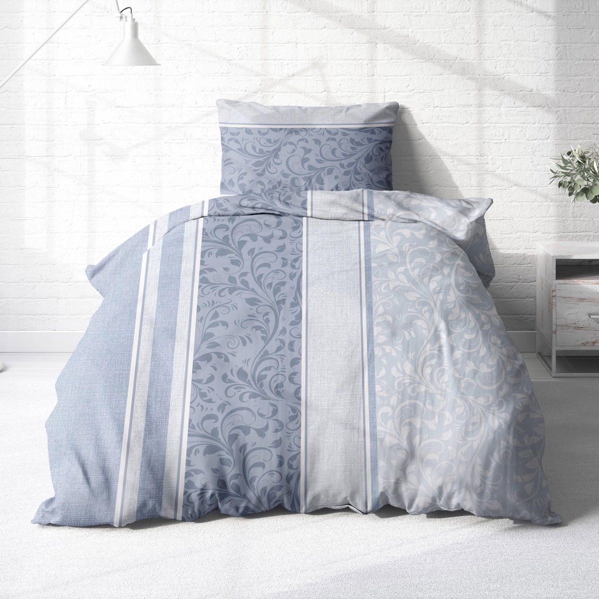 Unyqoos Lichtblauw katoenen beddengoed met bloemendessin voor een frisse slaapkamer 200x135 Blauw, wit