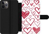 Bookcase Geschikt voor iPhone 11 Pro Max telefoonhoesje - Een illustratie met verschillende hartjes op een witte achtergrond - Met vakjes - Wallet case met magneetsluiting