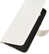 Mobigear Telefoonhoesje geschikt voor LG K61 Hoesje | Mobigear Classic Bookcase Portemonnee | Pasjeshouder voor 3 Pasjes | Telefoonhoesje voor Pinpas / OV Kaart / Rijbewijs - Wit