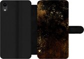 Bookcase Geschikt voor iPhone XR telefoonhoesje - Goud - Luxe - Zwart - Met vakjes - Wallet case met magneetsluiting