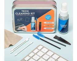 Tech Cleaning Kit van Fizzcreations